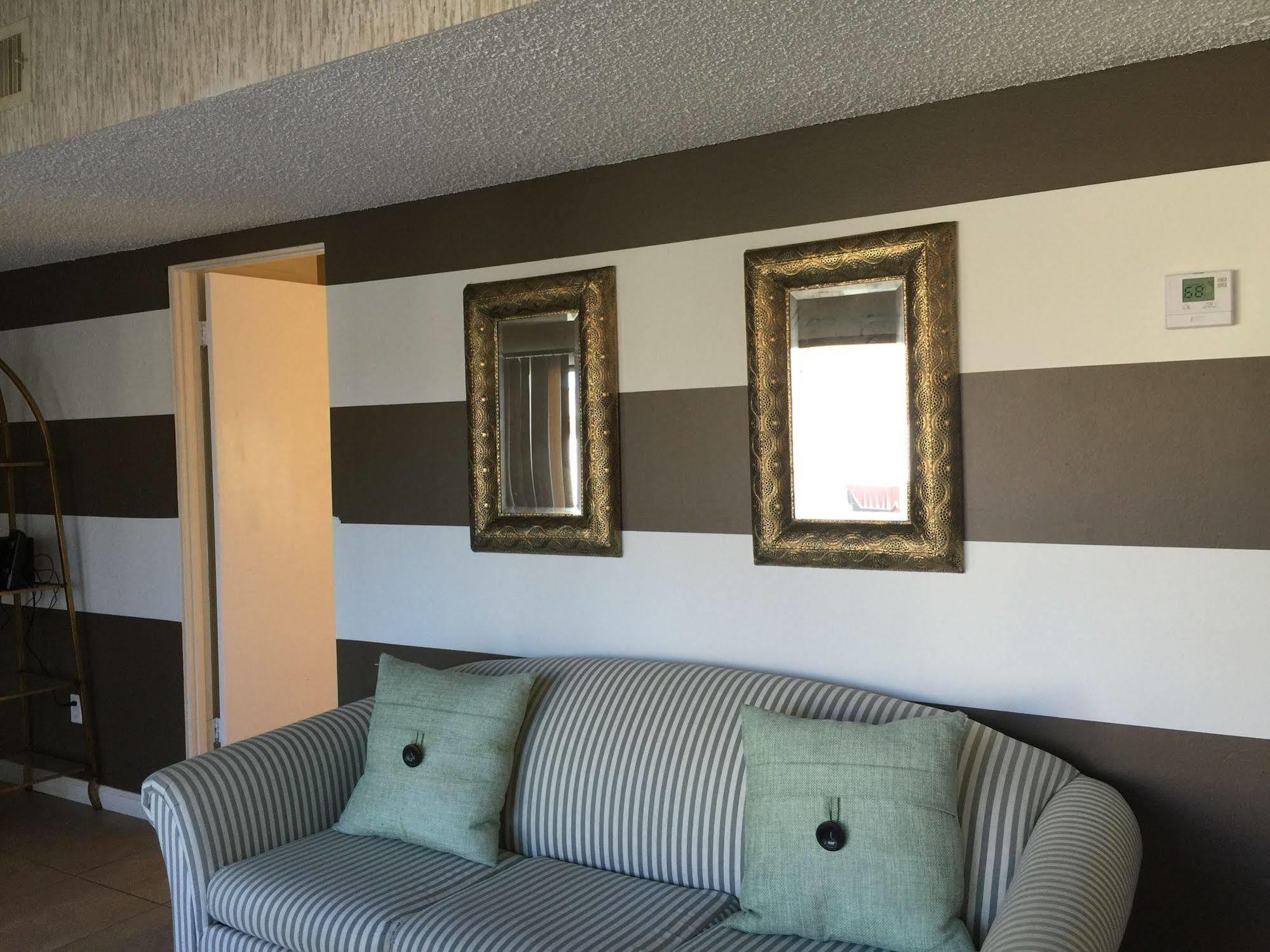 Palms Hotel Palm Desert Bagian luar foto