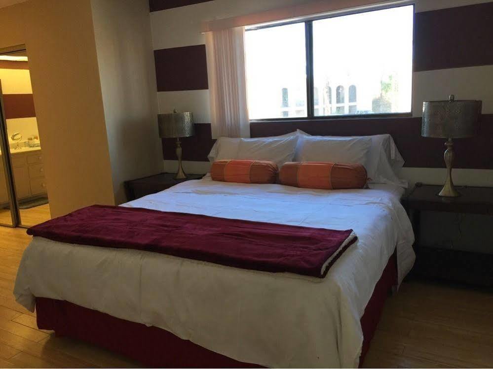 Palms Hotel Palm Desert Bagian luar foto